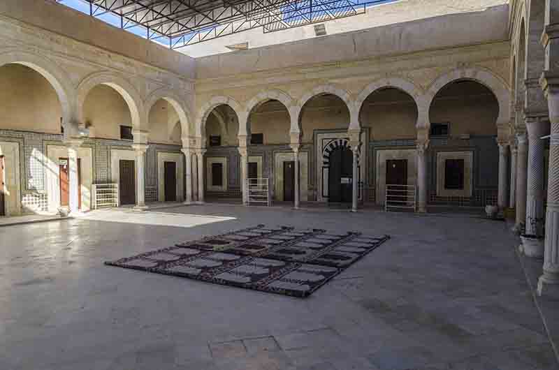 32 - Tunez - Kairouan - mezquita y mausoleo de Abou Zamaa al-Balawi o Mausoleo del Barbero